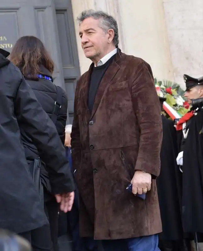 funerale costanzo   pietro valsecchi   foto di bacco  