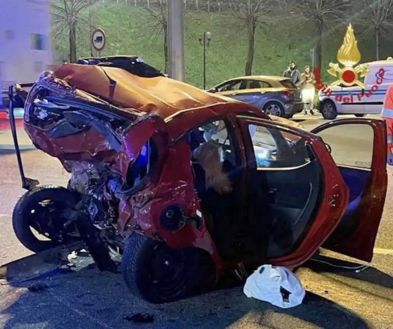 incidente al casello dell autostrada a4 milano ghisolfa   4