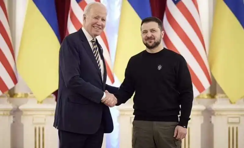 joe biden a kiev con zelensky 3