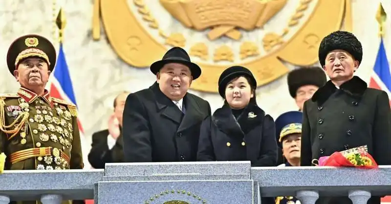 KIM JONG UN E LA FIGLIA JU AE  