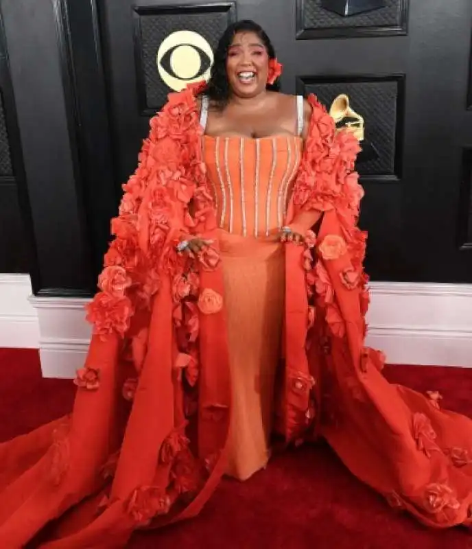 lizzo in dolce & gabbana copia