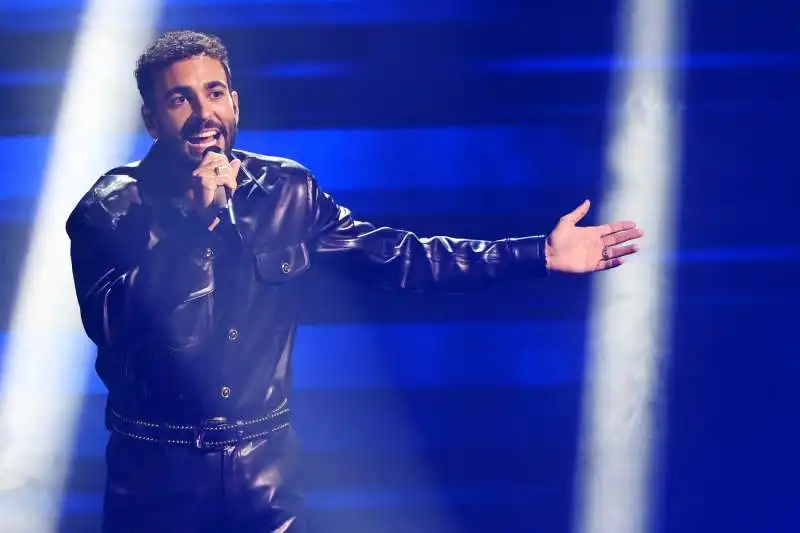 marco mengoni    sanremo 2023 1