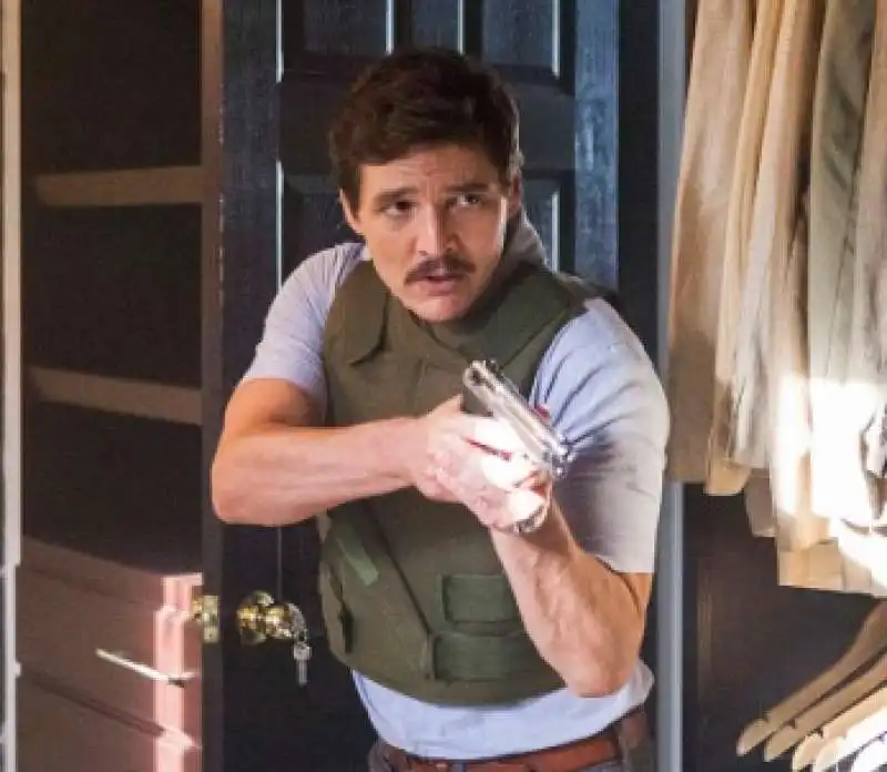 pedro pascal narcos 2