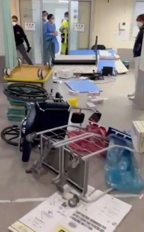 pronto soccorsi di lodi distrutto 4