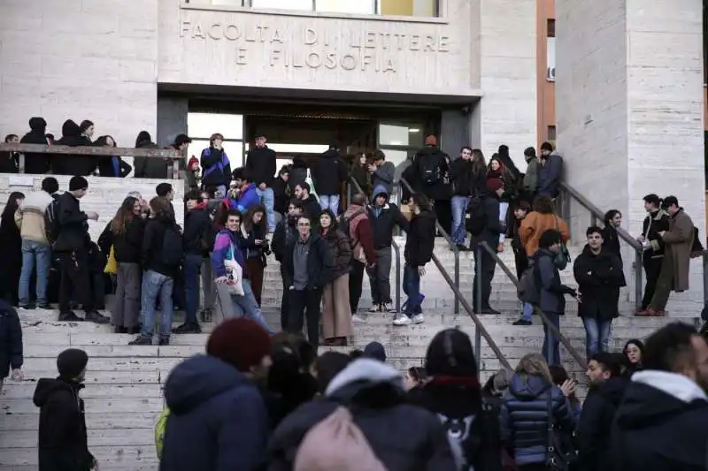 sapienza occupata per alfredo cospito 15