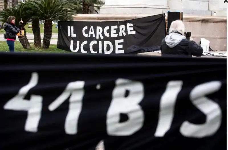 sitin degli anarchici per alfredo cospito davanti alla cassazione 6