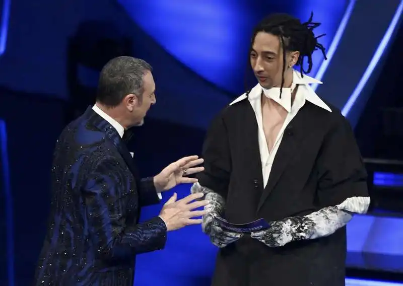 amadeus ghali    seconda serata sanremo 2024   