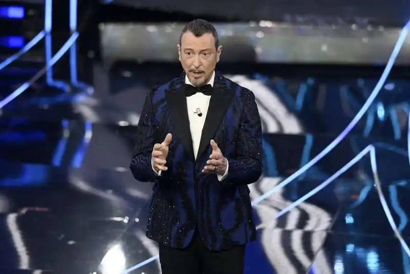 amadeus   seconda serata sanremo 2024   