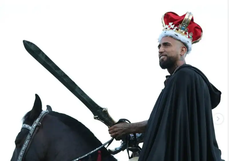 ARTURO VIDAL PRESENTAZIONE AL COLO COLO