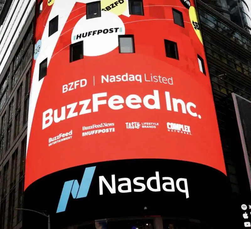 BUZZFEED 