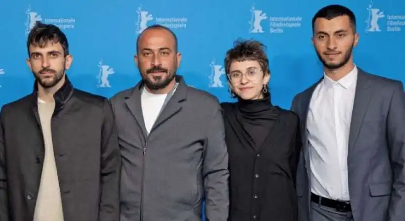 cast di no other land  