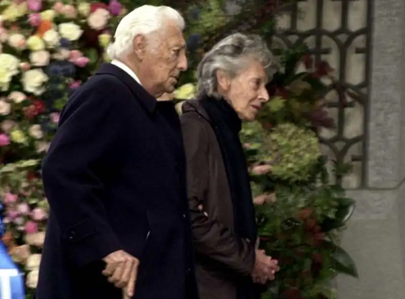 GIANNI AGNELLI E MARELLA CARACCIOLO AI FUNERALI DI EDOARDO AGNELLI 