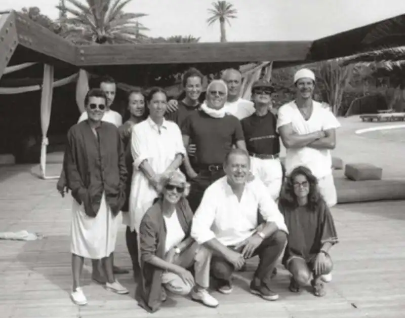 giorgio armani   carla vanni   foto di gruppo a pantelleria