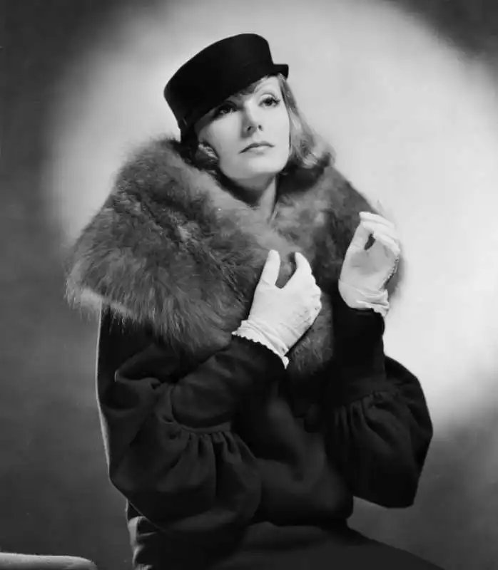   greta garbo   grand hotel  1