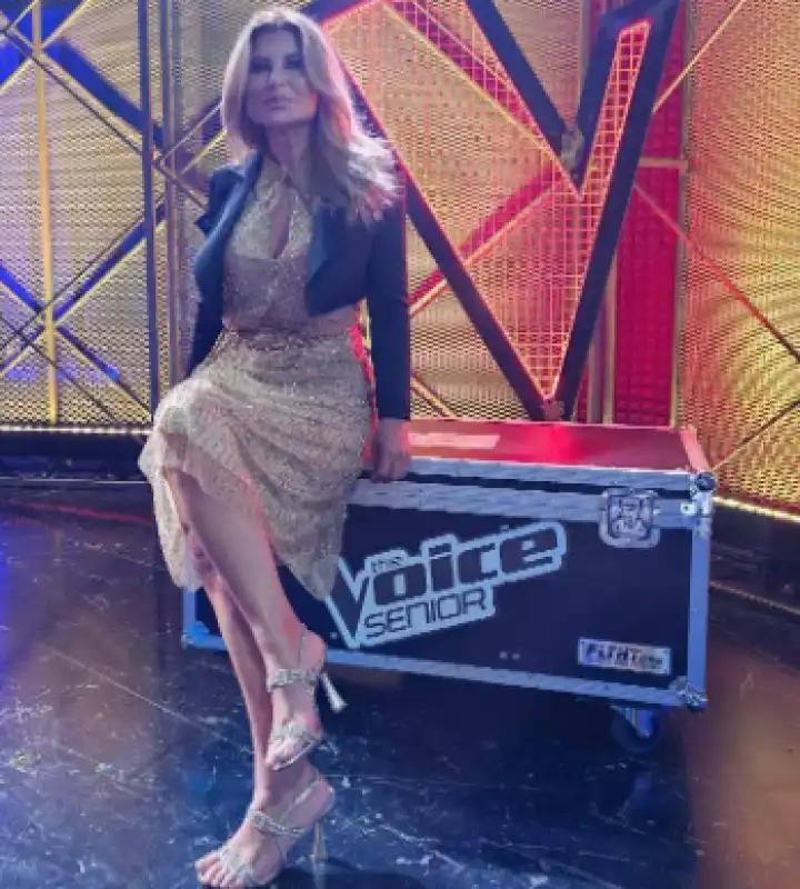 HAIDUCII PAULA MONICA MITRACH THE VOICE SENIOR