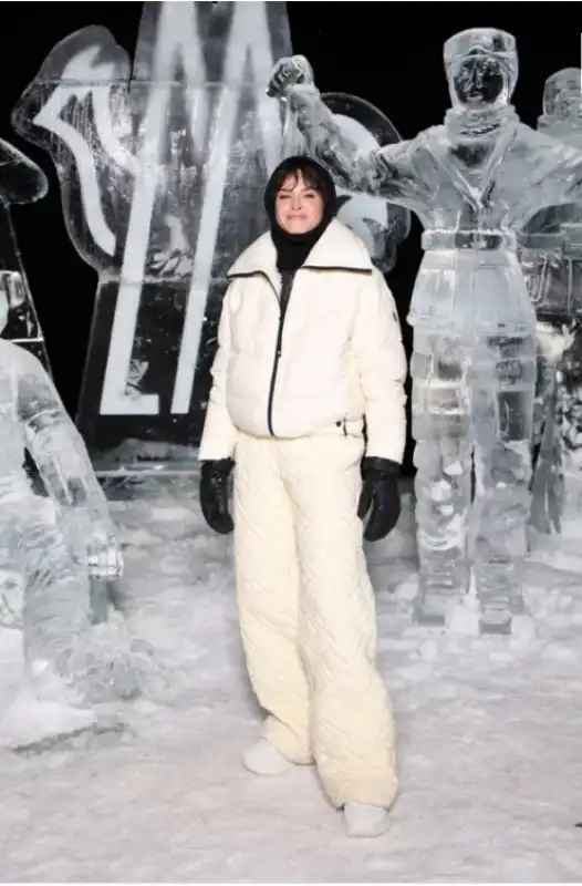 kasia smutniak sfilata moncler grenoble st moritz