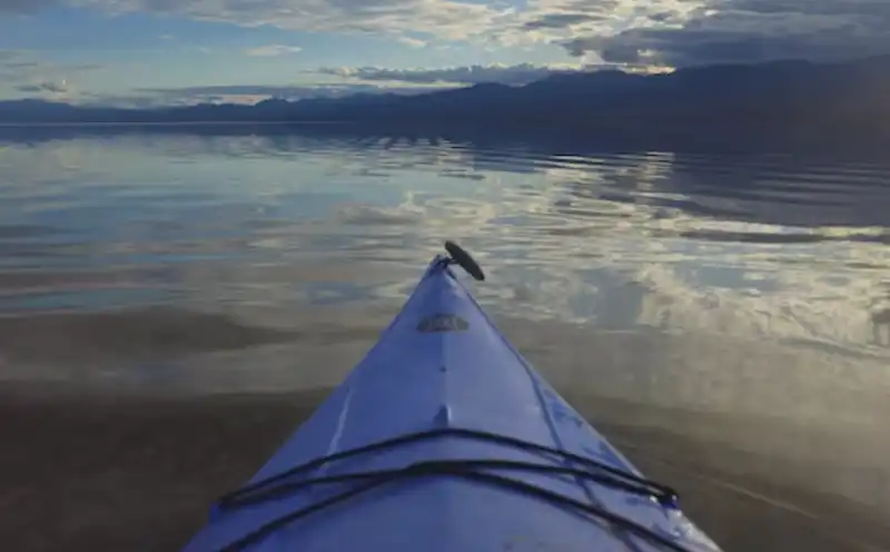 kayak nella death valley a causa delle piogge 2