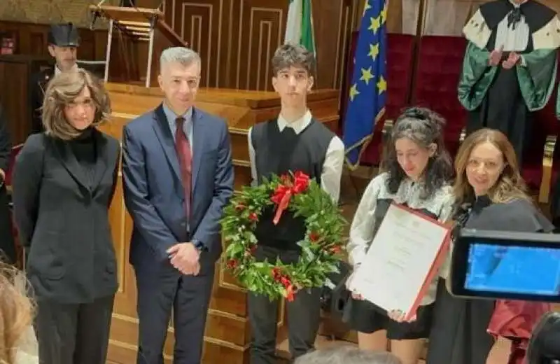 la laurea postuma a giulia cecchettin 5