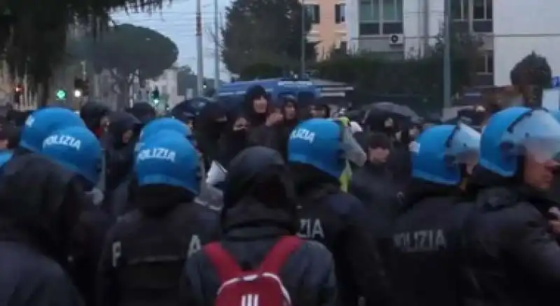 manifestazione a roma per ilaria salis 1