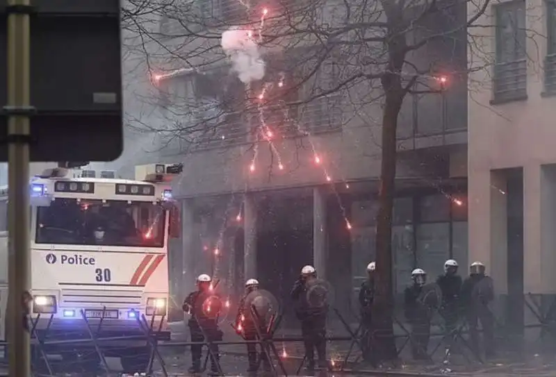 protesta degli agricoltori a bruxelles   16