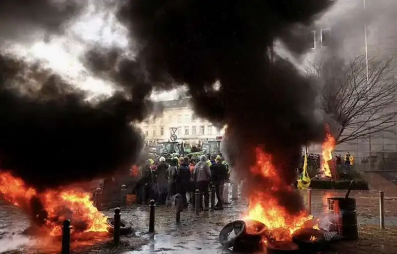 protesta degli agricoltori a bruxelles   20