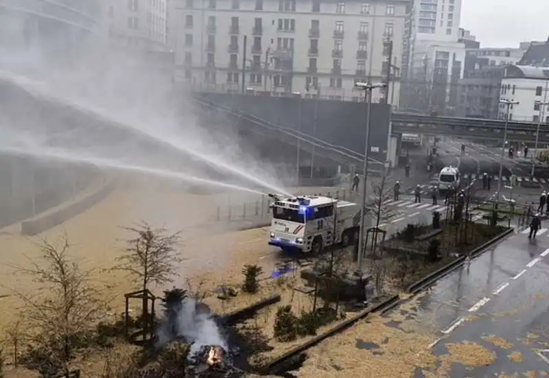 protesta degli agricoltori a bruxelles   7