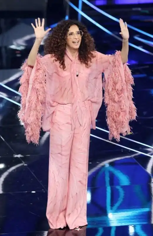 teresa mannino in roberto cavalli 3