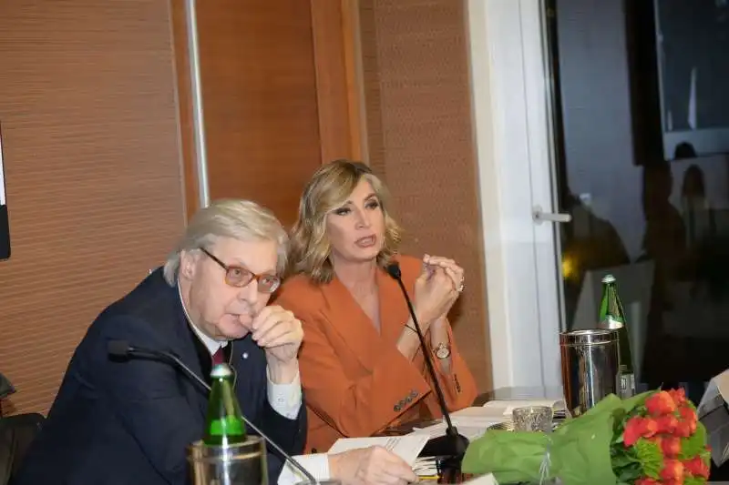 vittorio sgarbi  myrta merlino  foto di bacco