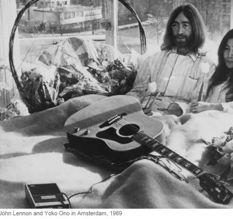 yoko ono & john lennon amsterdam 1969