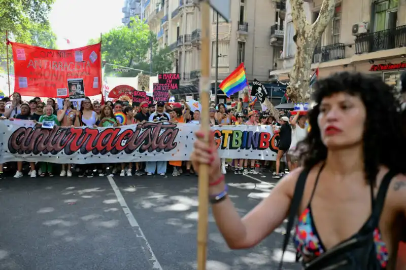 proteste in argentina contro javier milei  4