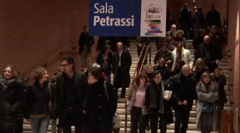 ALDO BUSI AL FESTIVAL DEL LIBRO ALL AUDITORIUM