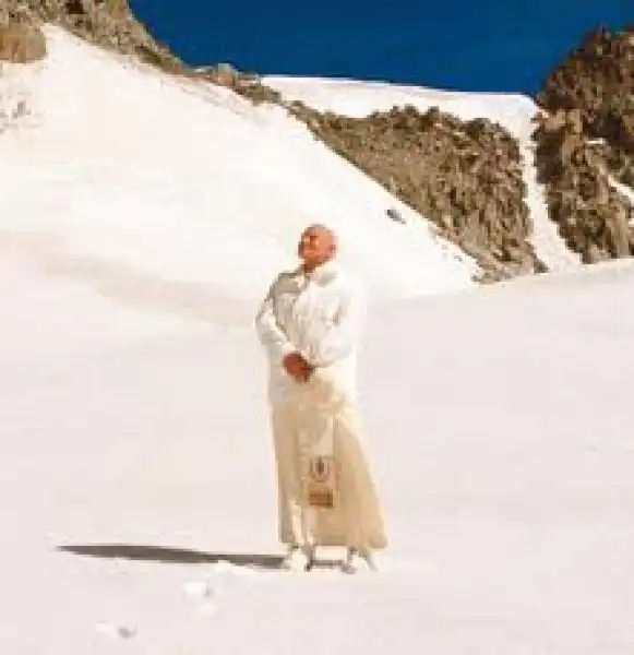 GIOVANNI PAOLO II WOJTYLA SULLA NEVE 