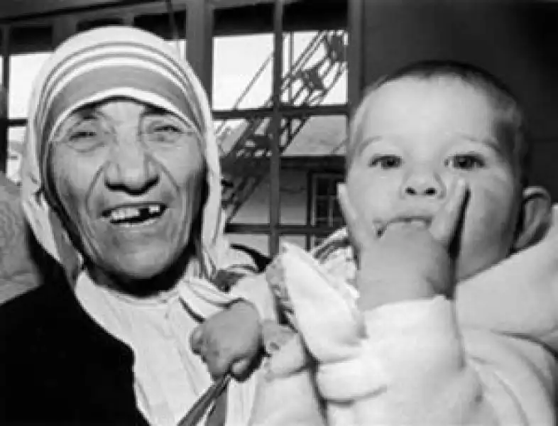 MADRE TERESA DI CALCUTTA 