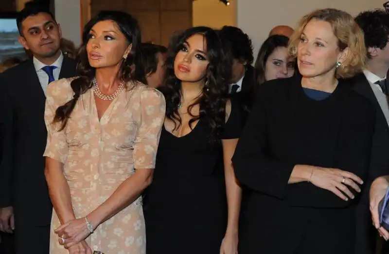 Melandri con la first lady Azerbaigian e la figlia 