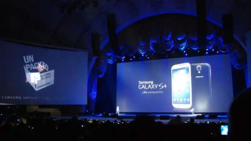 PRESENTAZIONE SAMSUNG GALAXY S4