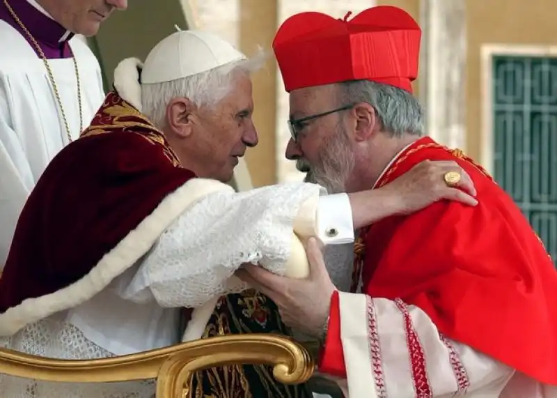 RATZINGER E OMALLEY 