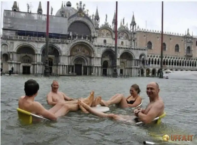 TURISTI RUSSI A VENEZIA 