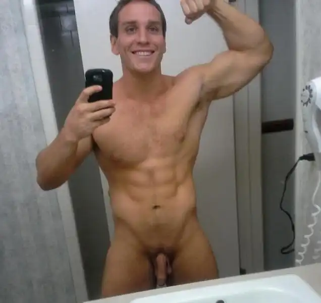 Dylan Roberts Gay Porn Star Selfie Nude 