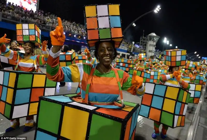 Ballerini Cubo di Rubik 