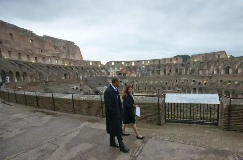 BARACK OBAMA IN VISITA AL COLOSSEO FOTO LAPRESSE 