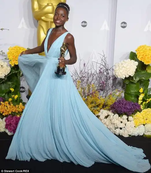 lupita nyong o vince l oscar 