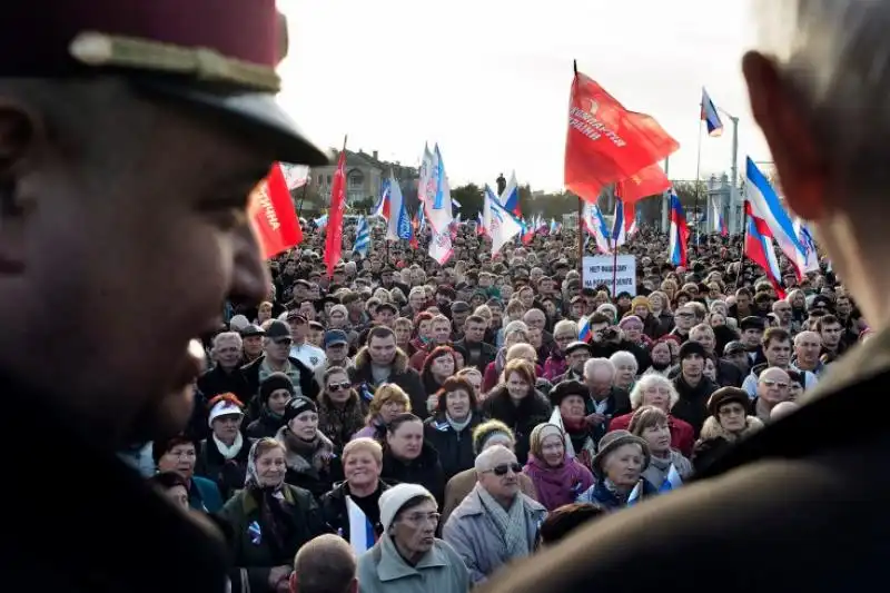 MANIFESTAZIONE UCRAINA PRO RUSSIA 