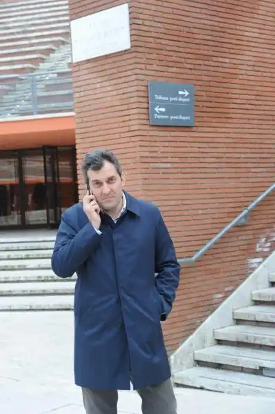 Mario Calabresi al telefono 