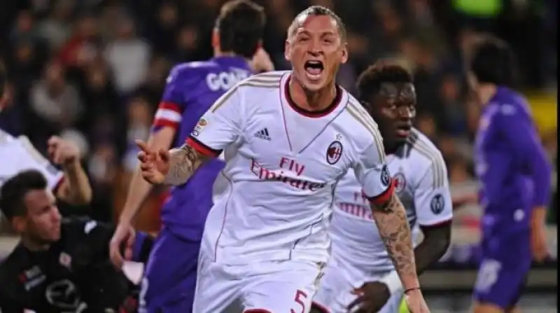 MEXES IN FIORENTINA MILAN 