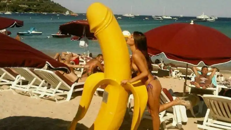 BANANA PENE 