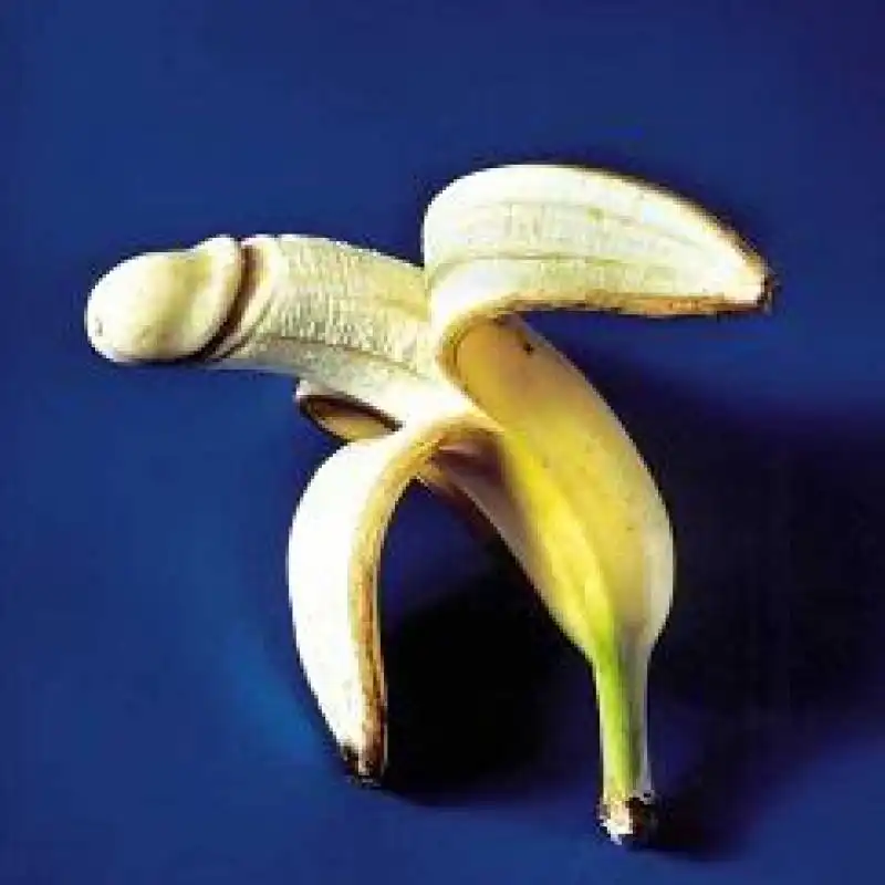 BANANA PENE