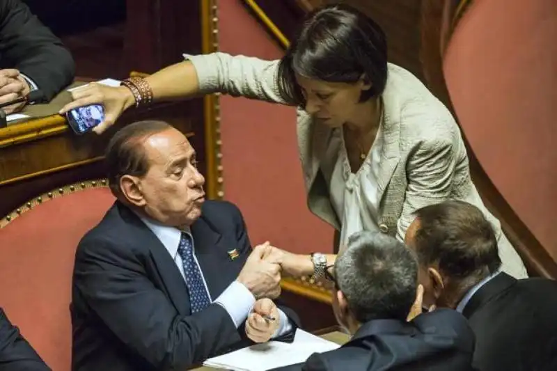 berlusconi nunzia de girolamo   