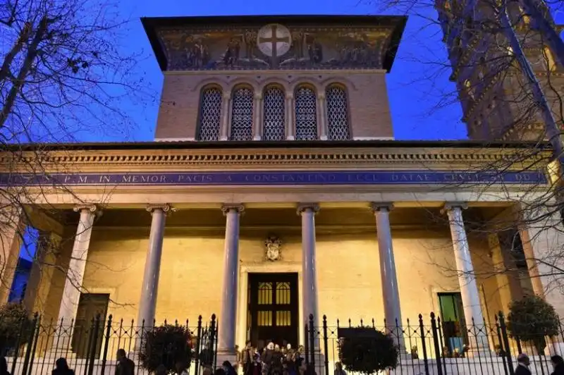 fiaccolata per giovannina   chiesa di santa croce  34