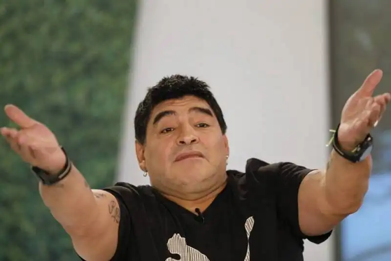 il lifting di maradona  5