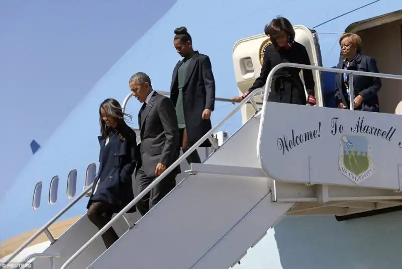 la famiglia obama arriva a selma